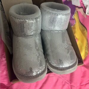 Toddler sequin Uggs